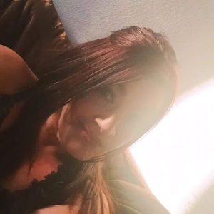 Meet your Posher, Carrie